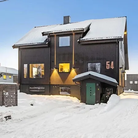 Villa Aurora Polaris - With Outdoor Sauna - 750m From Center - Free Parking *