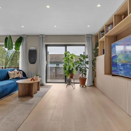 Aurora Polaris - With Outdoor Sauna - 750m From Center - Free Parking