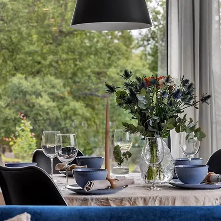 Villa Aurora Polaris - With Outdoor Sauna - 750m From Center - Free Parking Tromso