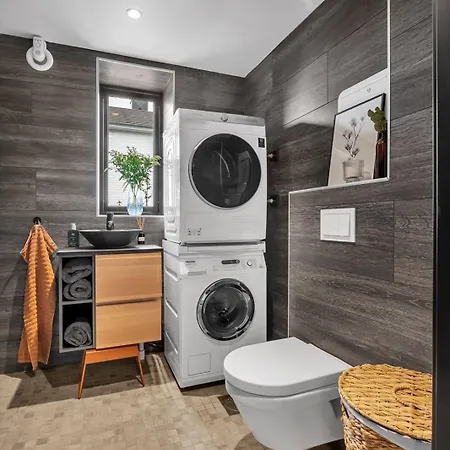 Aurora Polaris - With Outdoor Sauna - 750m From Center - Free Parking Villa