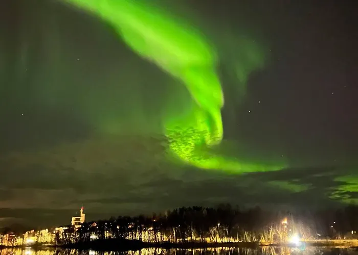 Aurora Polaris - With Outdoor Sauna - 750m From Center - Free Parking *