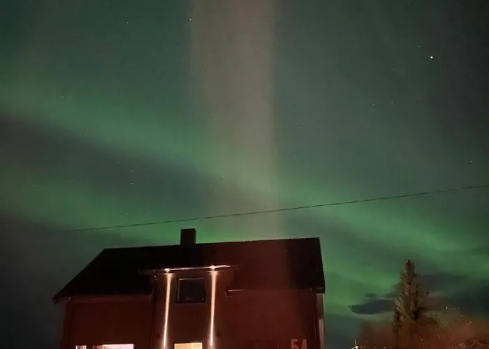 Вилла Aurora Polaris - With Outdoor Sauna - 750m From Center - Free Parking Тромсё