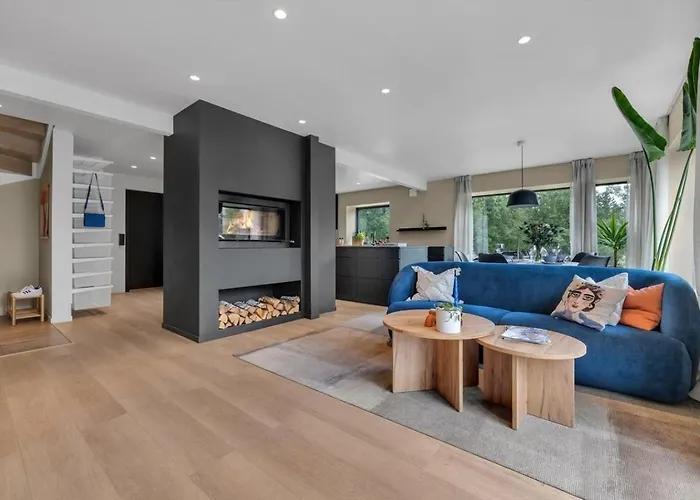 Вилла Aurora Polaris - With Outdoor Sauna - 750m From Center - Free Parking Тромсё