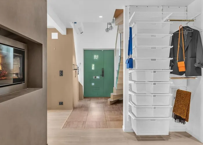 Вилла Aurora Polaris - With Outdoor Sauna - 750m From Center - Free Parking Тромсё