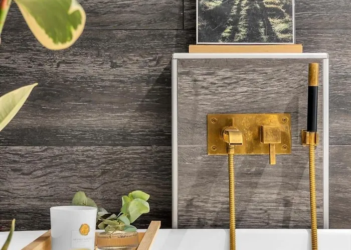 Aurora Polaris - With Outdoor Sauna - 750m From Center - Free Parking Тромсё